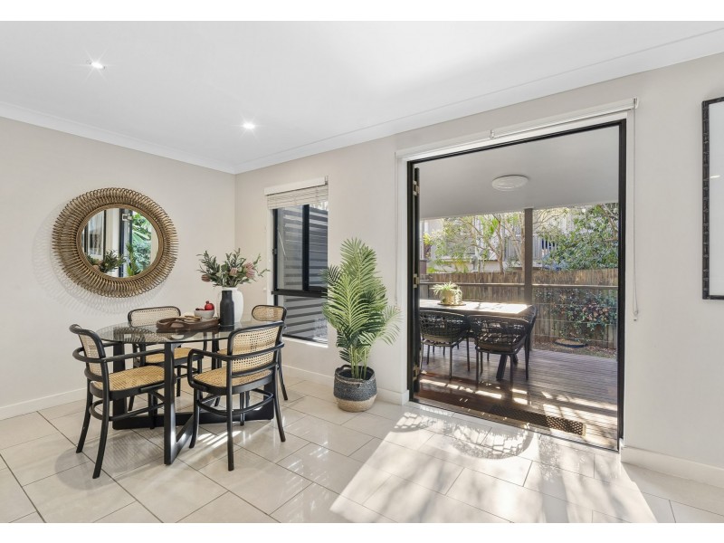 4/15 Clara Street, Annerley QLD 4103