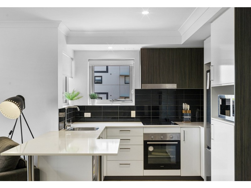 Unit 38/25-29 Regent Street, Woolloongabba QLD 4102