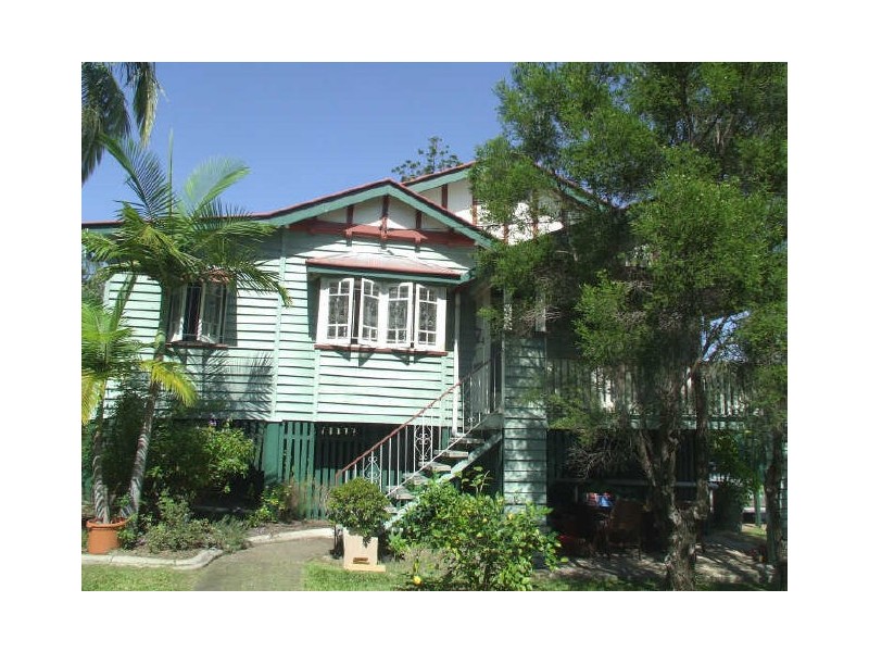 124 Waverley Street, Annerley QLD 4103