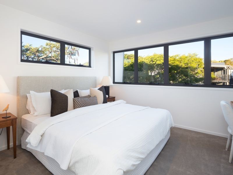 37 Latimer Street, Holland Park QLD 4121