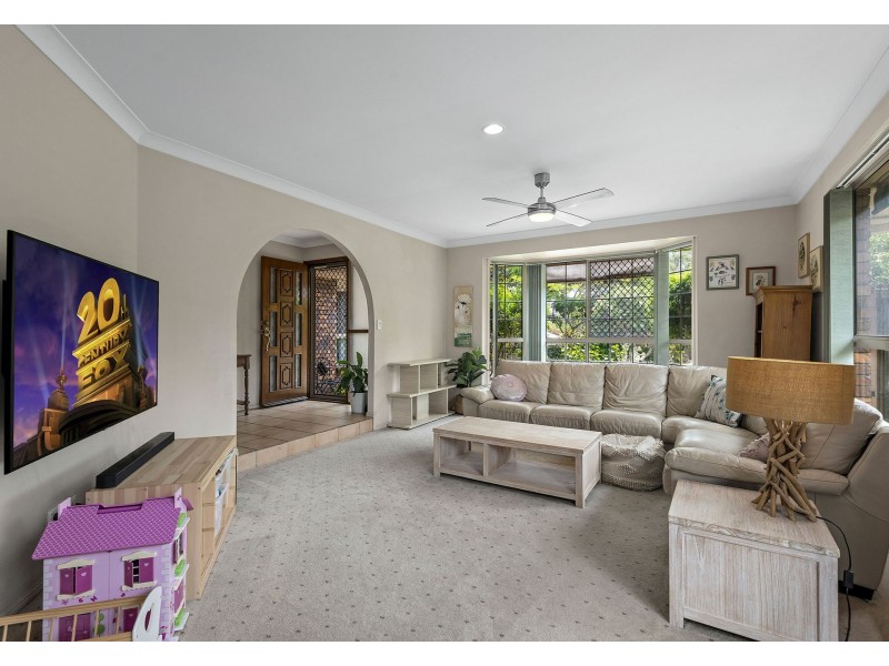 211 Wecker Road, Mansfield QLD 4122