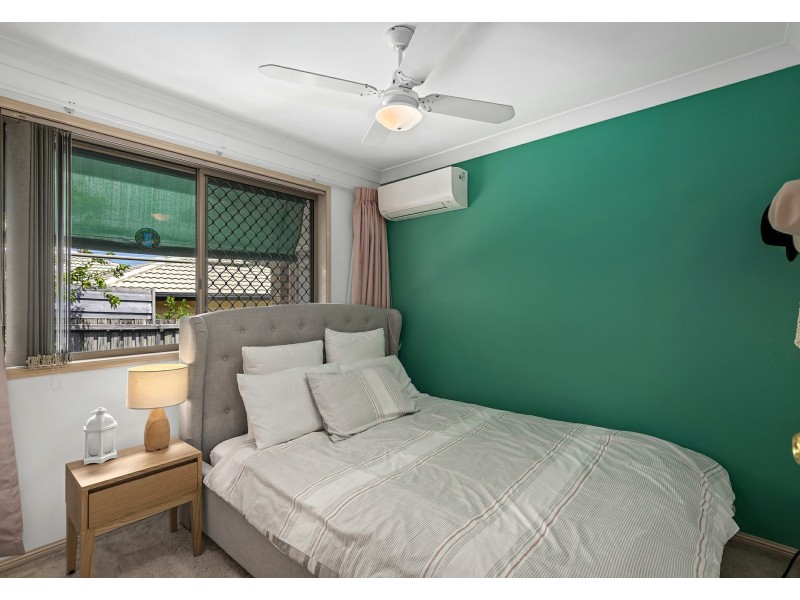 211 Wecker Road, Mansfield QLD 4122