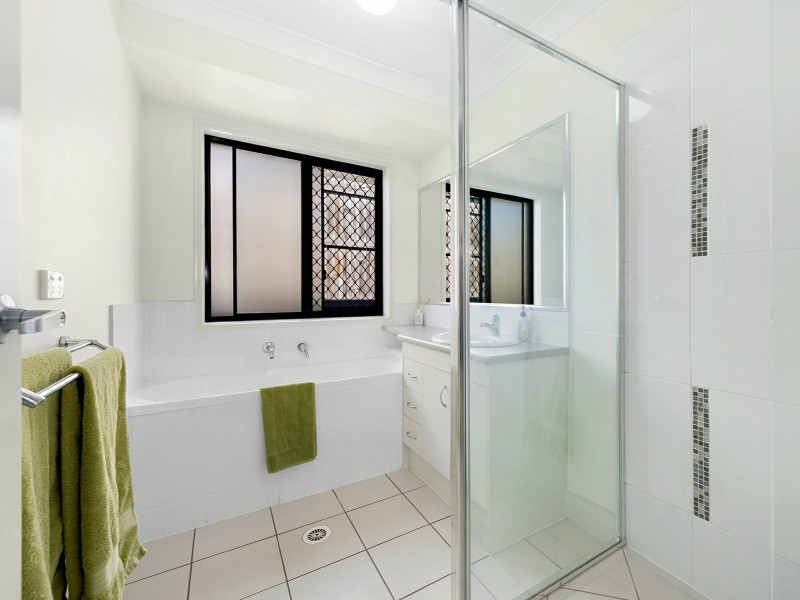 42A Sunshine Avenue, Tarragindi QLD 4121