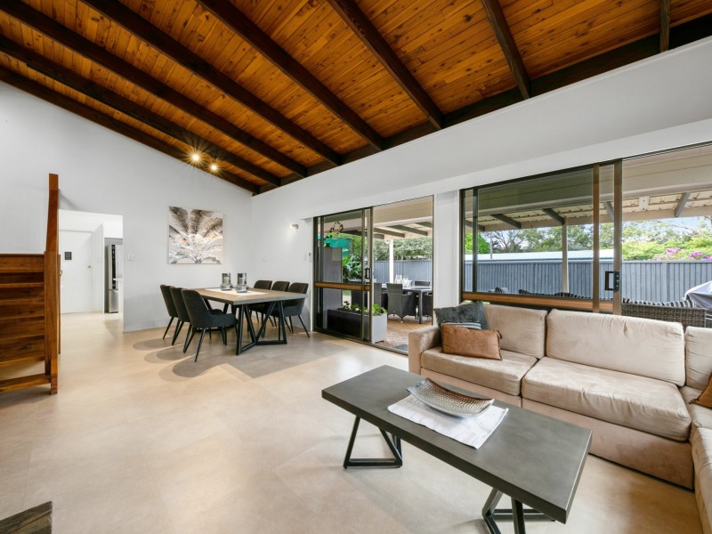 26 Glencoe Avenue, Tarragindi QLD 4121