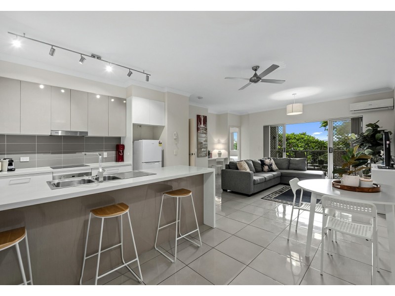 4/73 Mildmay Street, Fairfield QLD 4103