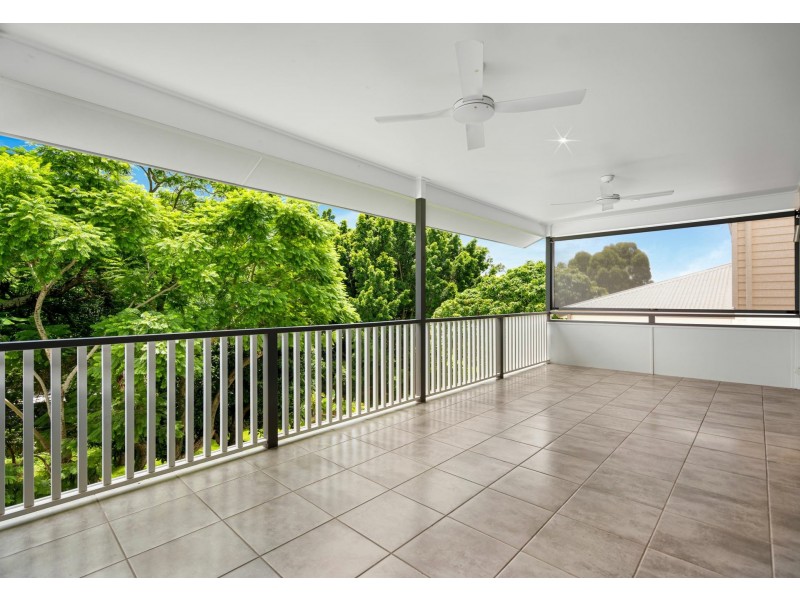 32 Orontes Road, Yeronga QLD 4104