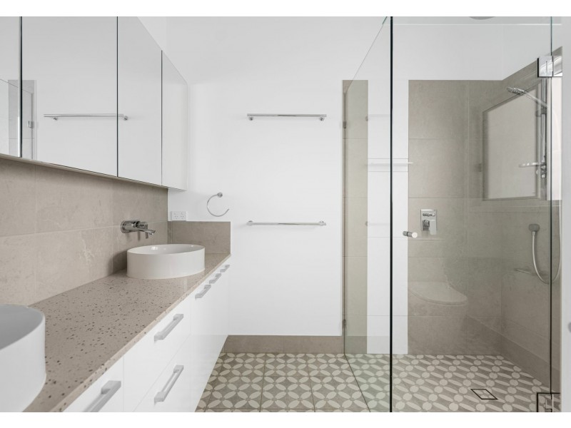 32 Orontes Road, Yeronga QLD 4104