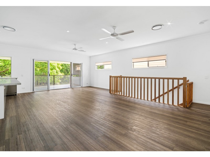 32 Orontes Road, Yeronga QLD 4104