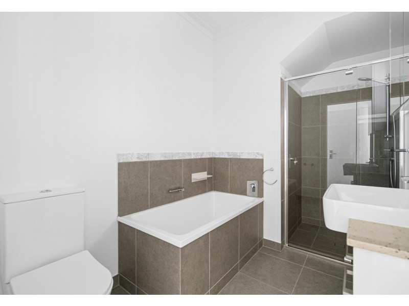 32 Orontes Road, Yeronga QLD 4104