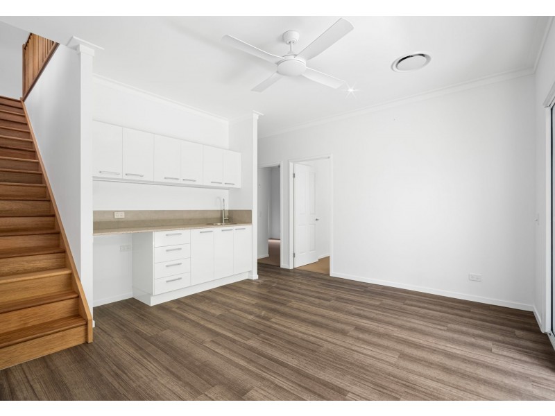 32 Orontes Road, Yeronga QLD 4104