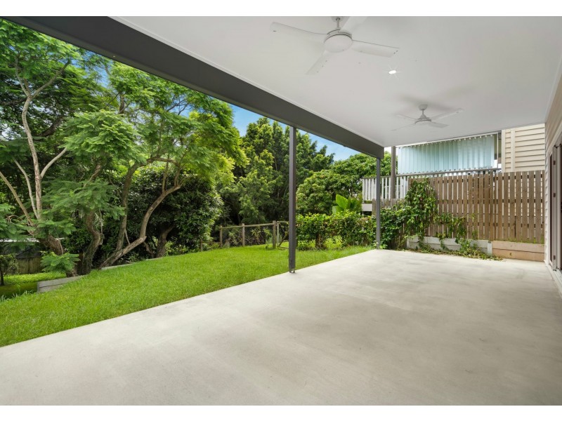 32 Orontes Road, Yeronga QLD 4104