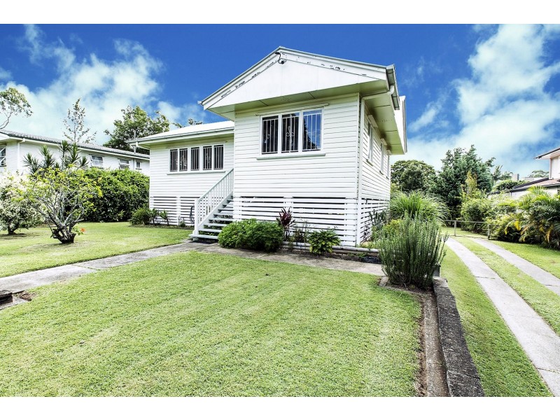 6 Yvonne Street, Yeronga QLD 4104