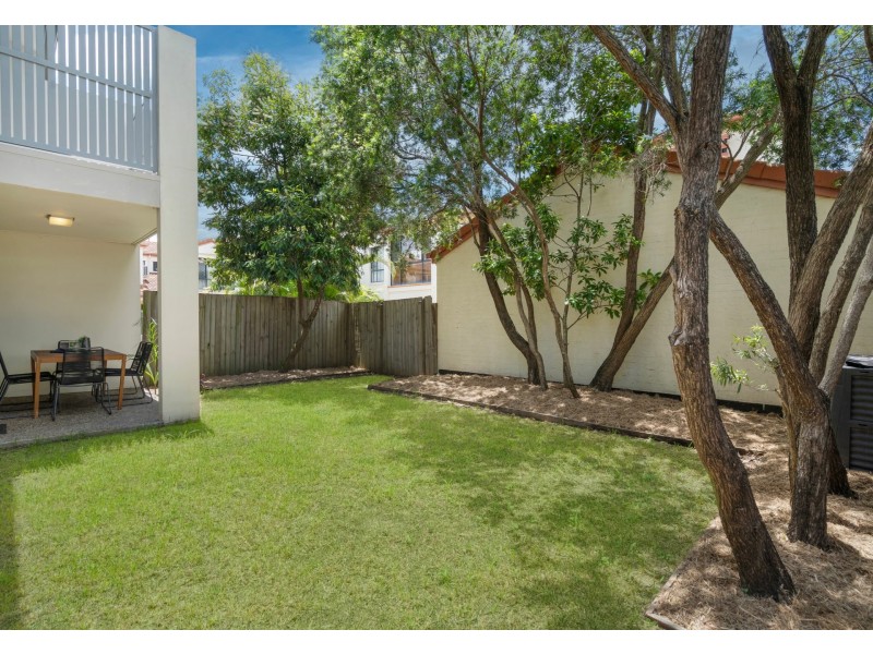 44 Wilton Terrace, Yeronga QLD 4104