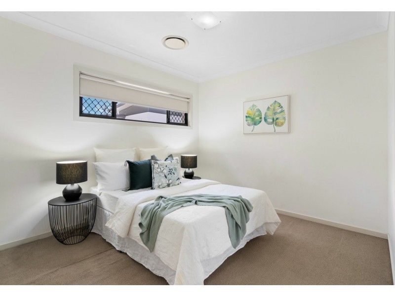 44 Wilton Terrace, Yeronga QLD 4104