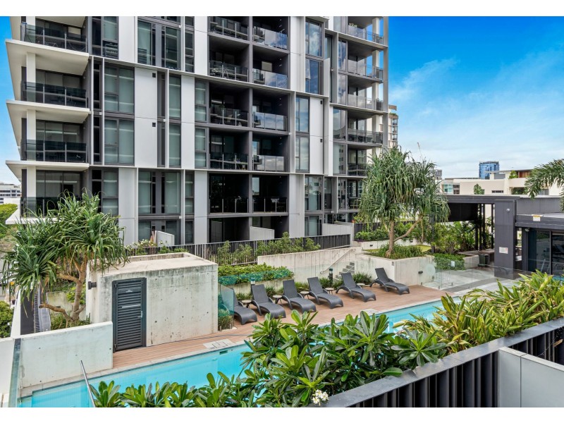 Unit 20701/22-36 Railway Terrace, Milton QLD 4064