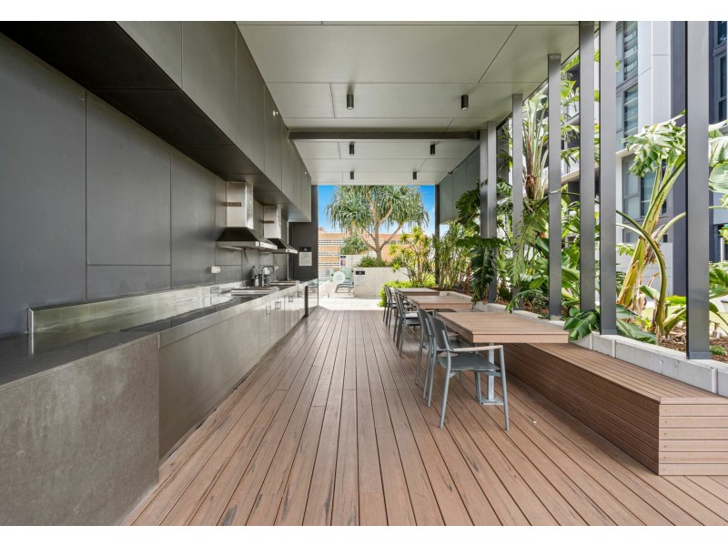 Unit 20701/22-36 Railway Terrace, Milton QLD 4064