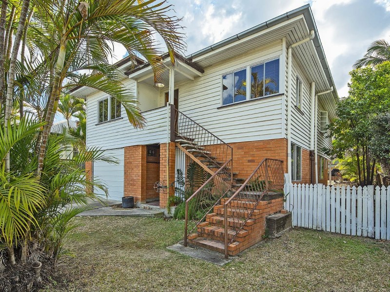 8 Ormuz Road, Yeronga QLD 4104
