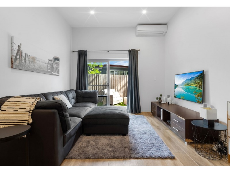2/7 Bow Street, Yeerongpilly QLD 4105