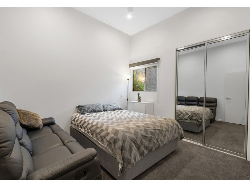 2/7 Bow Street, Yeerongpilly QLD 4105