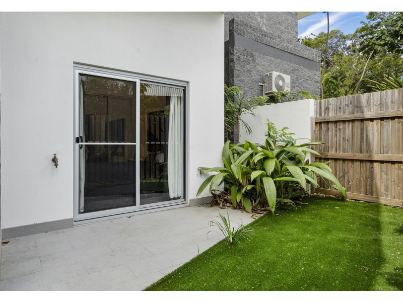 2/7 Bow Street, Yeerongpilly QLD 4105