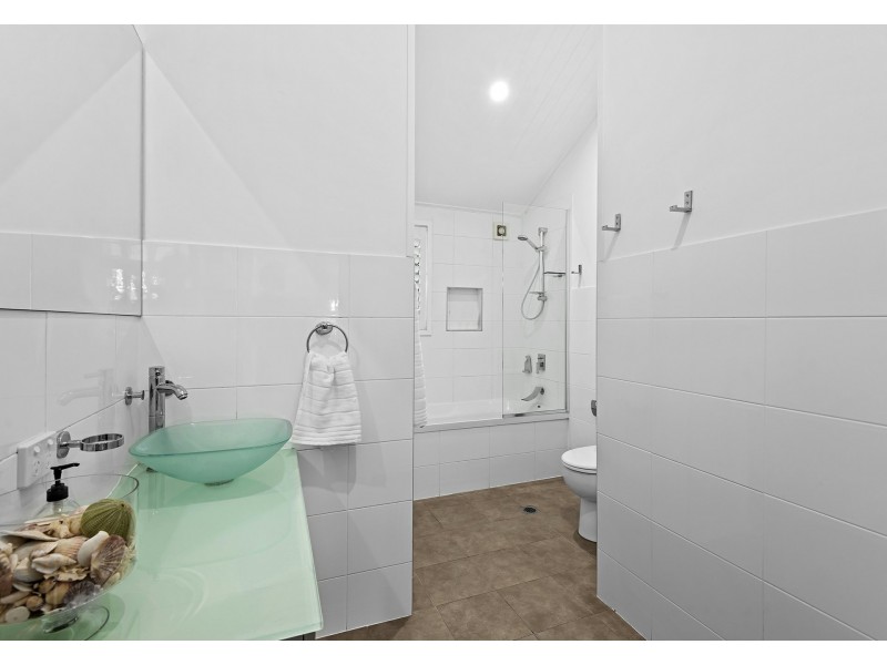 61 Venner Road, Annerley QLD 4103