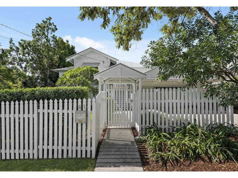 61 Venner Road, Annerley QLD 4103