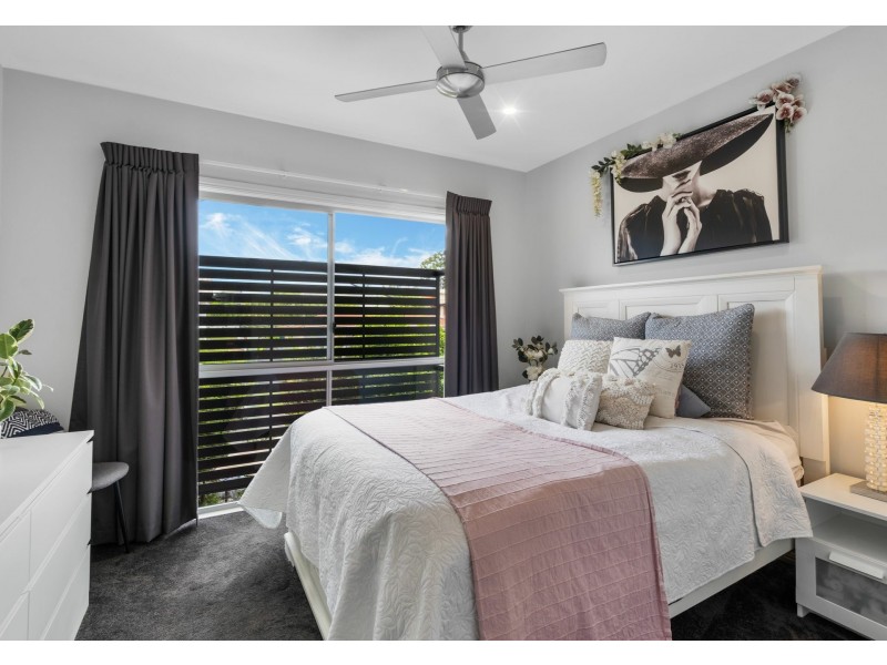 2/21 Manson Parade, Yeronga QLD 4104