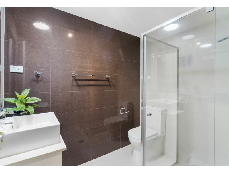 2/21 Manson Parade, Yeronga QLD 4104