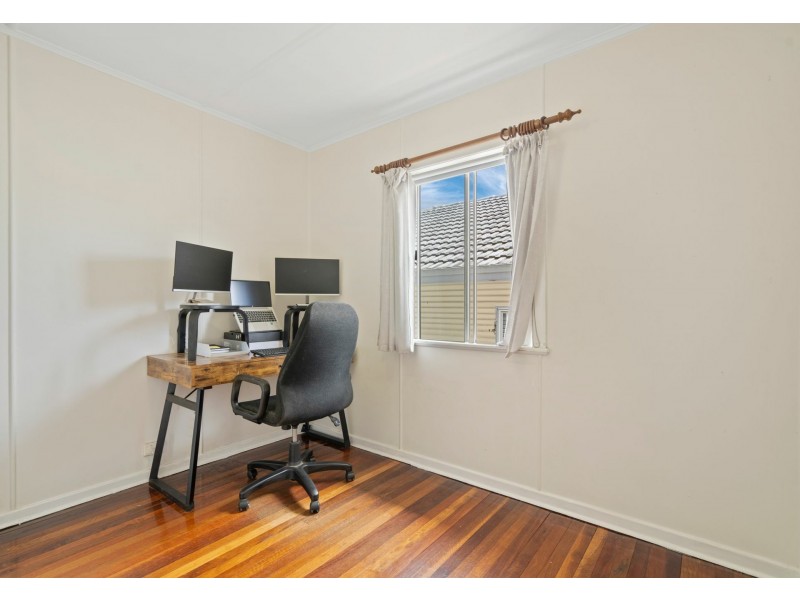 57A Earl Street, Greenslopes QLD 4120