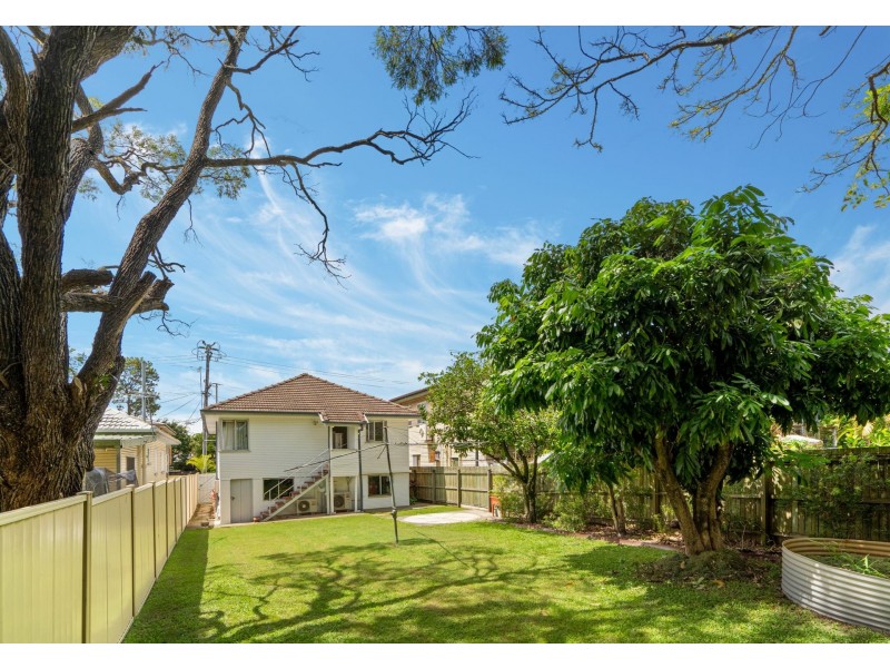57A Earl Street, Greenslopes QLD 4120