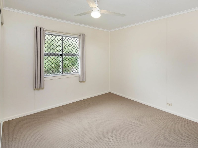 15 Barham Street, Coopers Plains QLD 4108