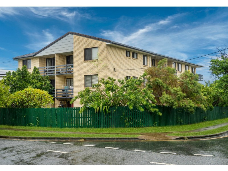 4/57 Dunellan Street, Greenslopes QLD 4120