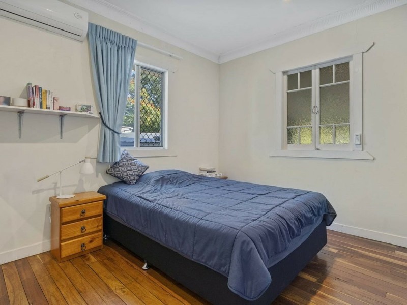 59 Lancelot Street, Tennyson QLD 4105