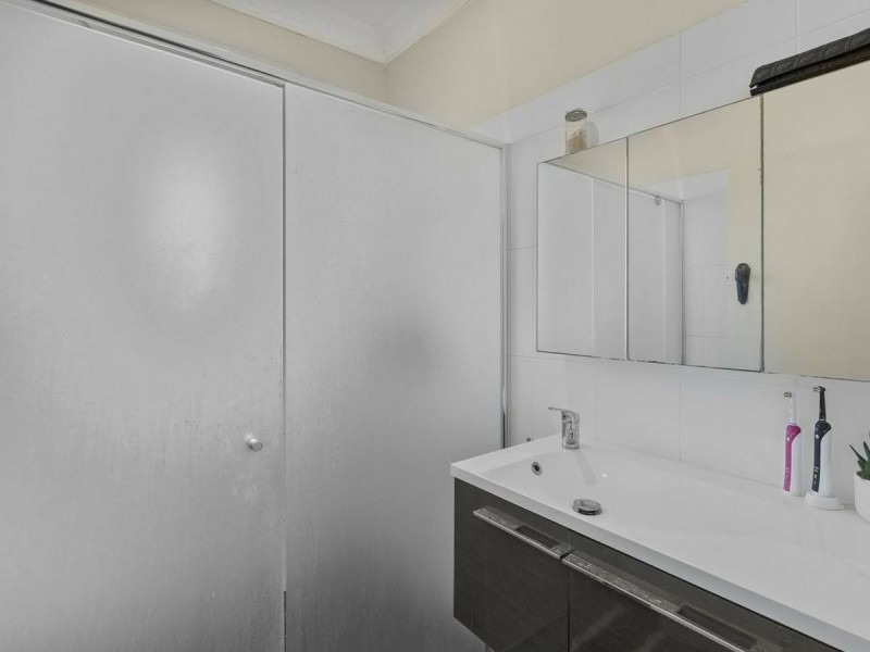 59 Lancelot Street, Tennyson QLD 4105