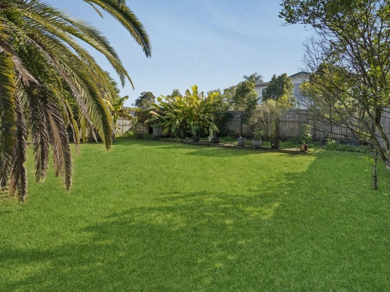 59 Lancelot Street, Tennyson QLD 4105
