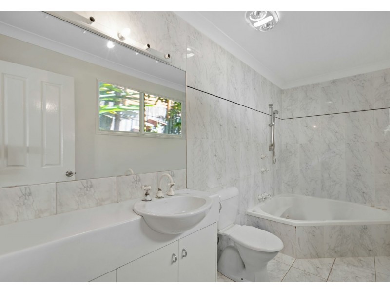 Unit 3/35 Dickens Street, Norman Park QLD 4170