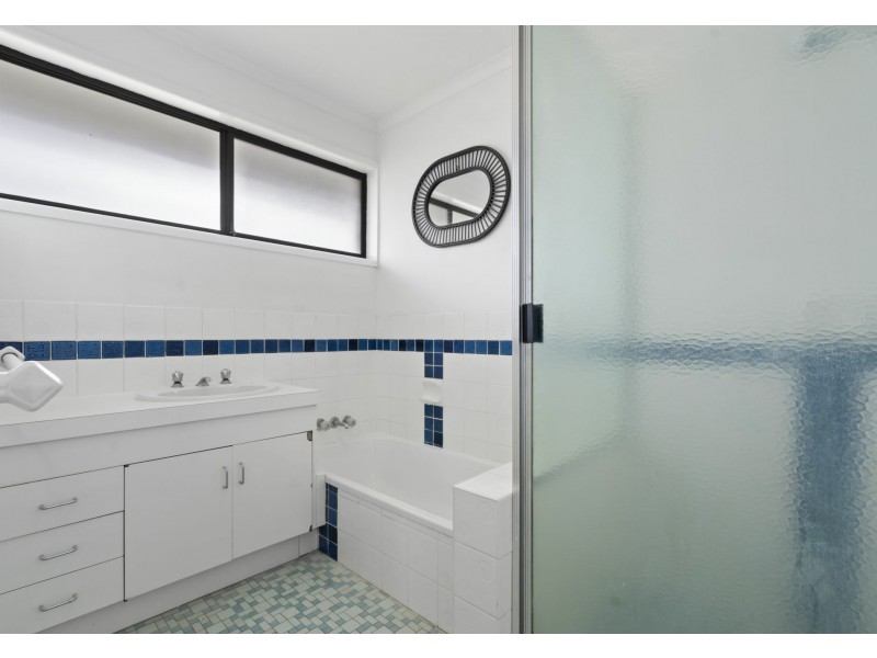 3 Cam Lane, Annerley QLD 4103