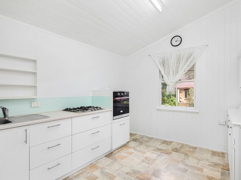 28 Blackburn Street, Moorooka QLD 4105