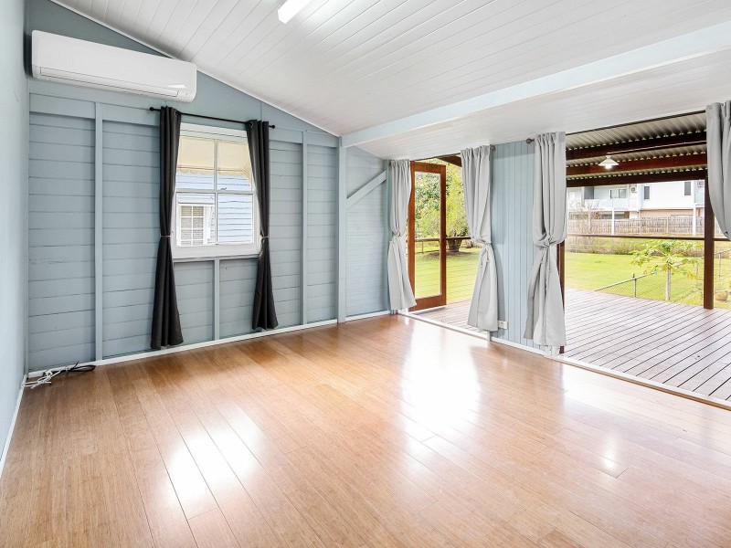 28 Blackburn Street, Moorooka QLD 4105