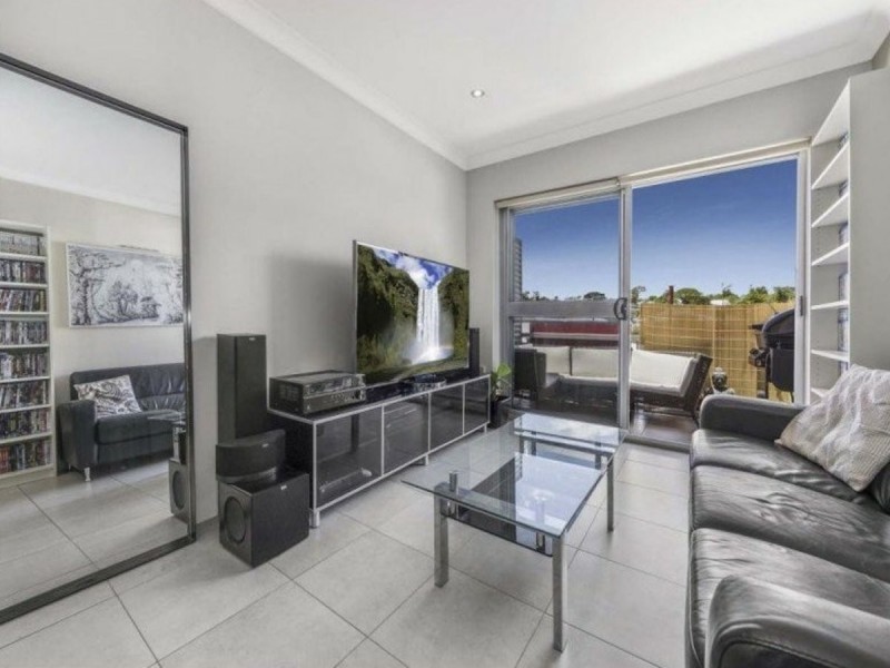 4/17 Frederick Street, Annerley QLD 4103