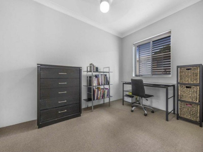 4/17 Frederick Street, Annerley QLD 4103