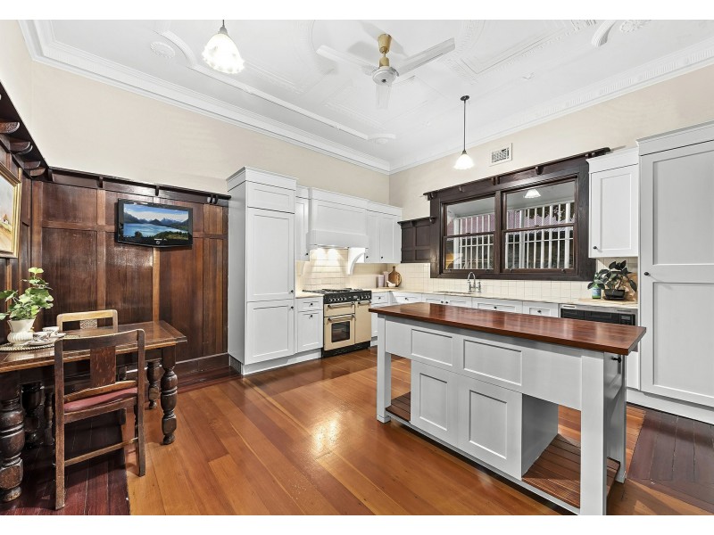 45 Cracknell Road, Annerley QLD 4103