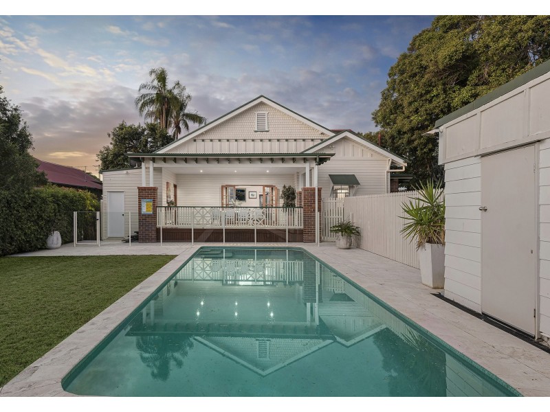 45 Cracknell Road, Annerley QLD 4103