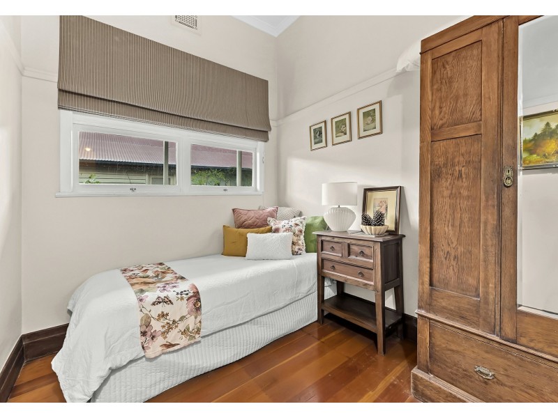 45 Cracknell Road, Annerley QLD 4103