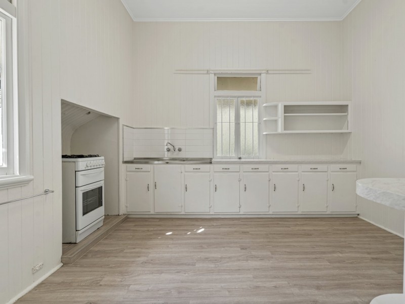 42 Peterson Street, Woolloongabba QLD 4102