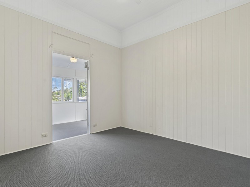 42 Peterson Street, Woolloongabba QLD 4102