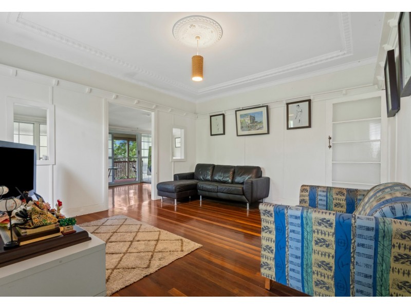 71 Leicester Street, Coorparoo QLD 4151