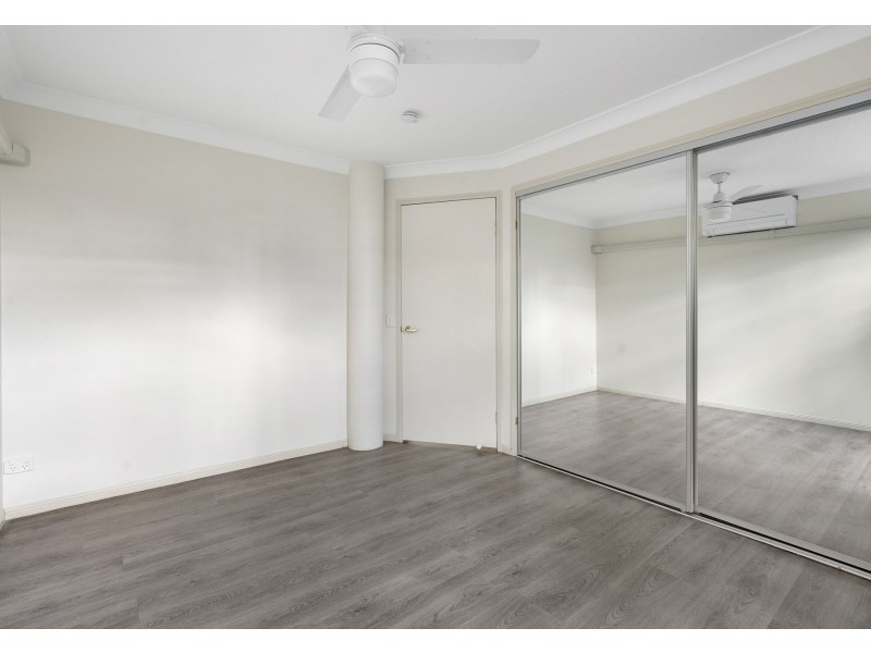 2/10 Portland Street, Annerley QLD 4103