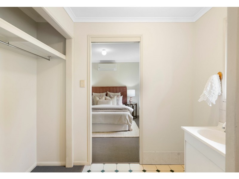 2/26 Kingsley Parade, Yeronga QLD 4104