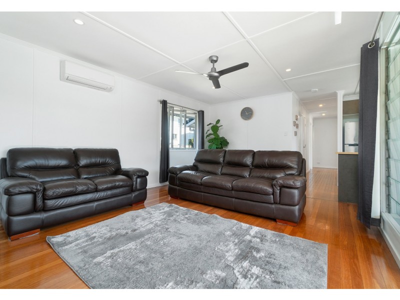 26 Arura Street, Mansfield QLD 4122